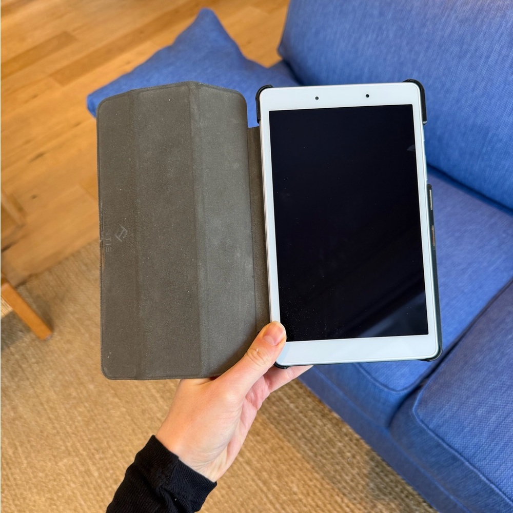 Samsung Galaxy Tab A in White Tablet with Black Cover & Charger included